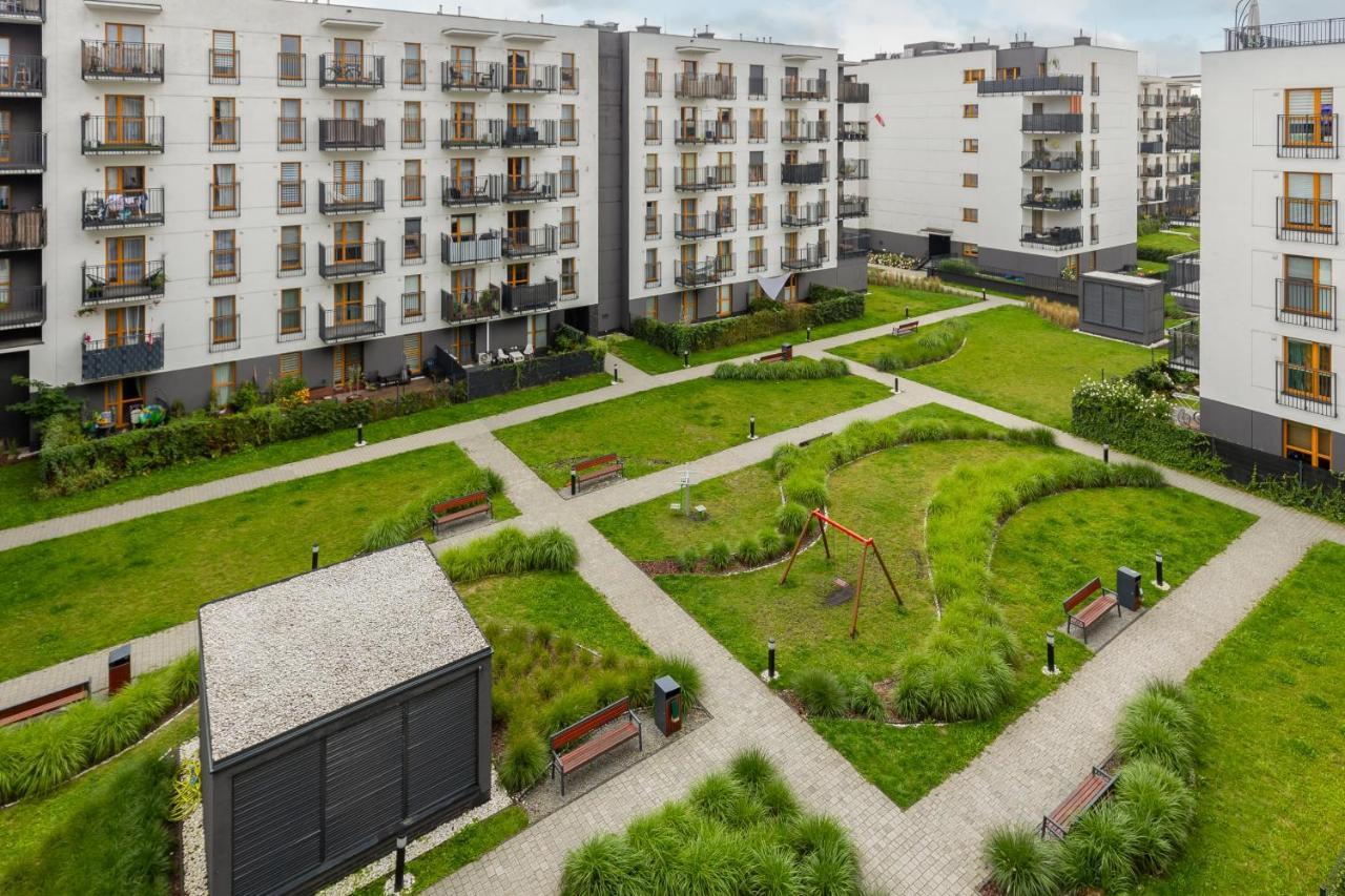Cozy Apartment With Parking Bakalarska By Noclegi Renters Varsavia Esterno foto