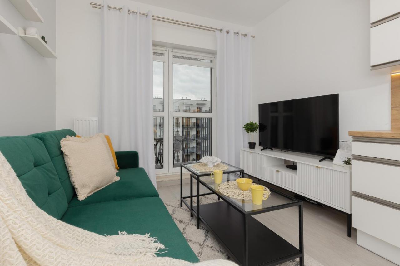 Cozy Apartment With Parking Bakalarska By Noclegi Renters Varsavia Esterno foto