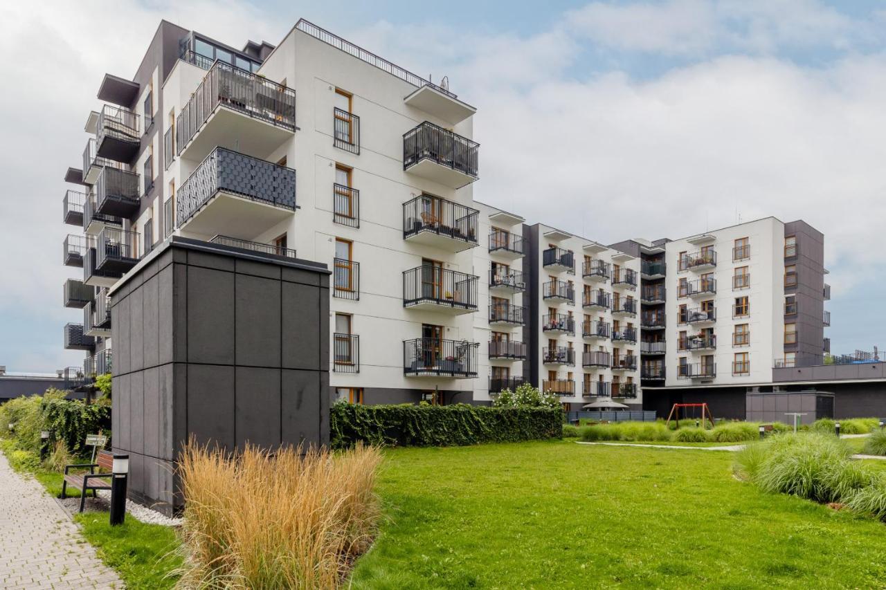 Cozy Apartment With Parking Bakalarska By Noclegi Renters Varsavia Esterno foto