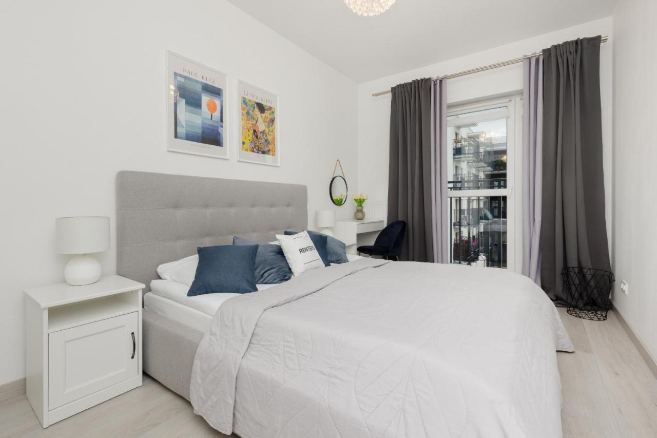 Cozy Apartment With Parking Bakalarska By Noclegi Renters Varsavia Esterno foto
