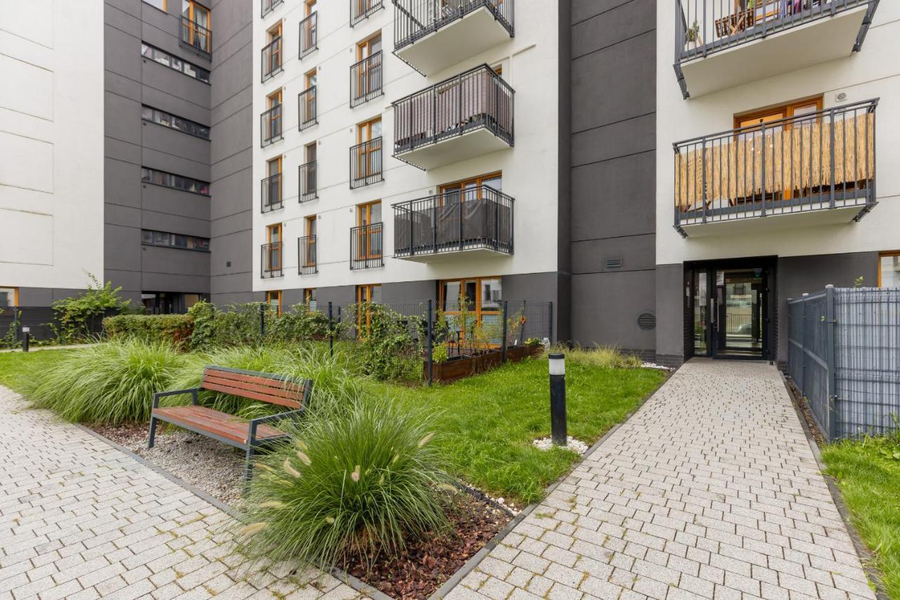 Cozy Apartment With Parking Bakalarska By Noclegi Renters Varsavia Esterno foto